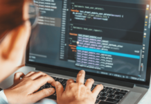 Abren Becas para Carreras IT 100% Remotas y con Grado Universitario Estadounidense